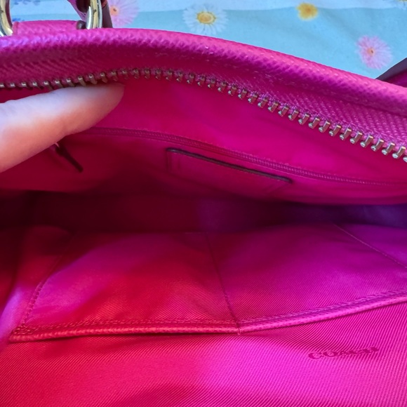 Coach Pink Leather Shoulder Bag with Gold Accents - Picture 4 of 7